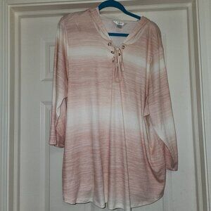 Pastel Peach CJ Banks 3/4 sleeve shirt with hood